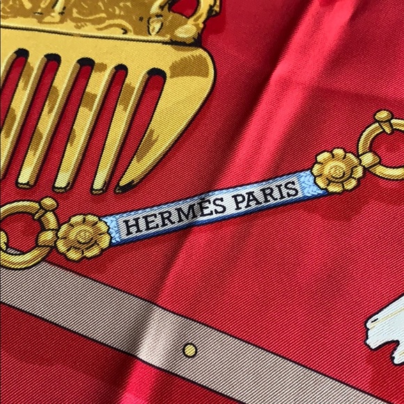 Hermès Vintage Scarf - Picture 2 of 6